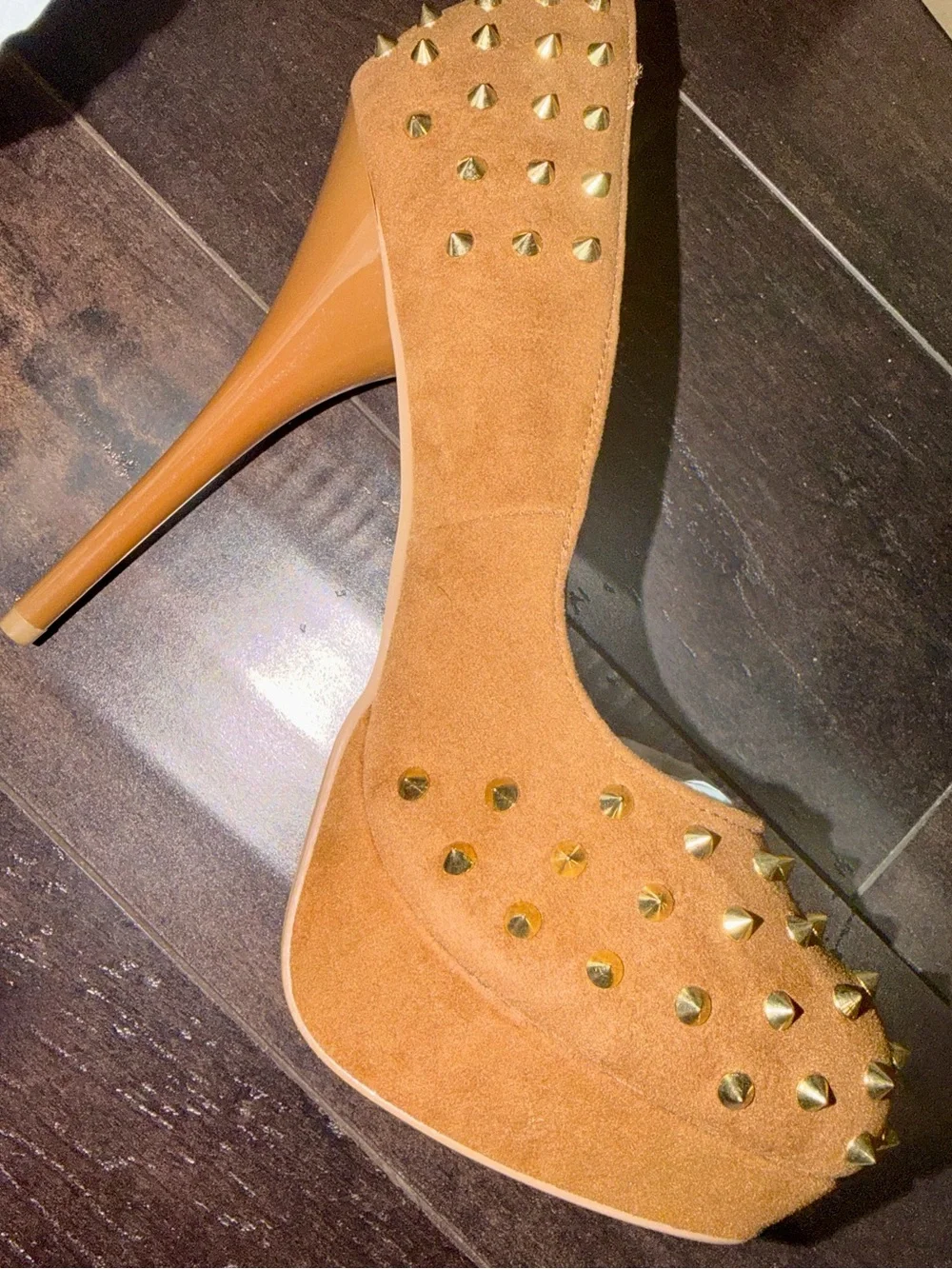 Shoe Dazzle Ezra Camel Faux Suede Platform Pumps with Gold Studs